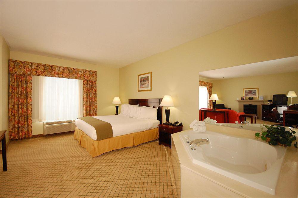 Holiday Inn Express Dandridge, An Ihg Hotel Экстерьер фото
