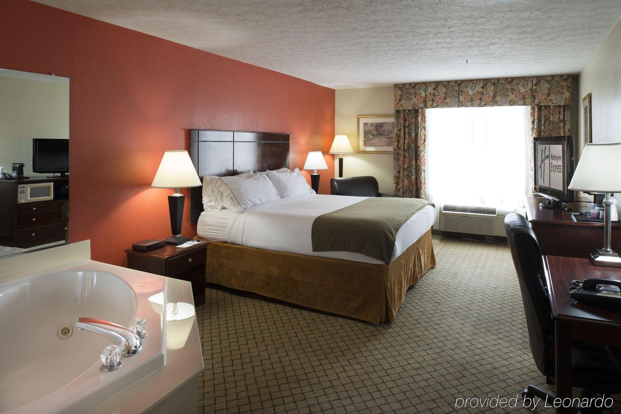 Holiday Inn Express Dandridge, An Ihg Hotel Экстерьер фото