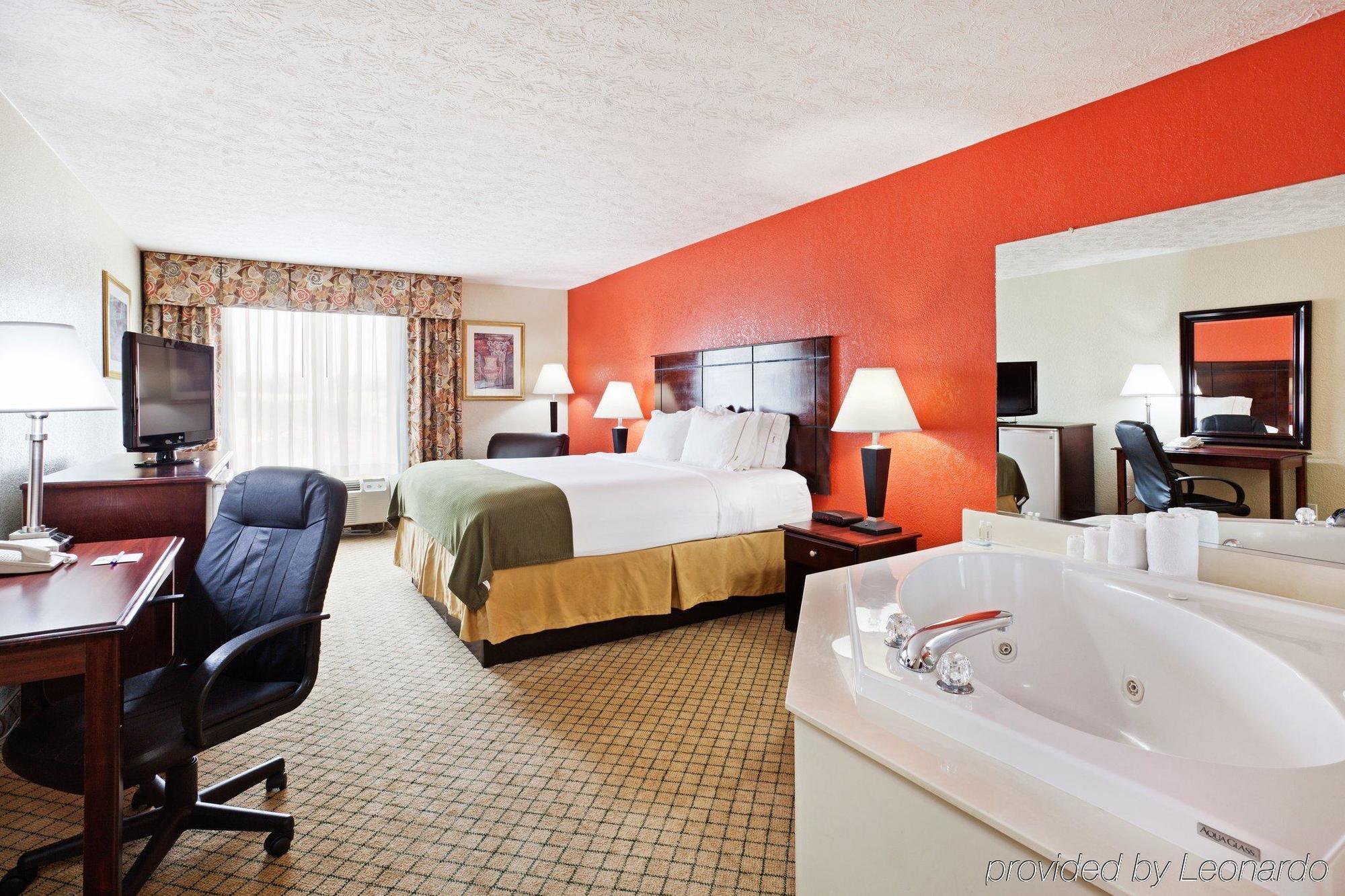 Holiday Inn Express Dandridge, An Ihg Hotel Номер фото