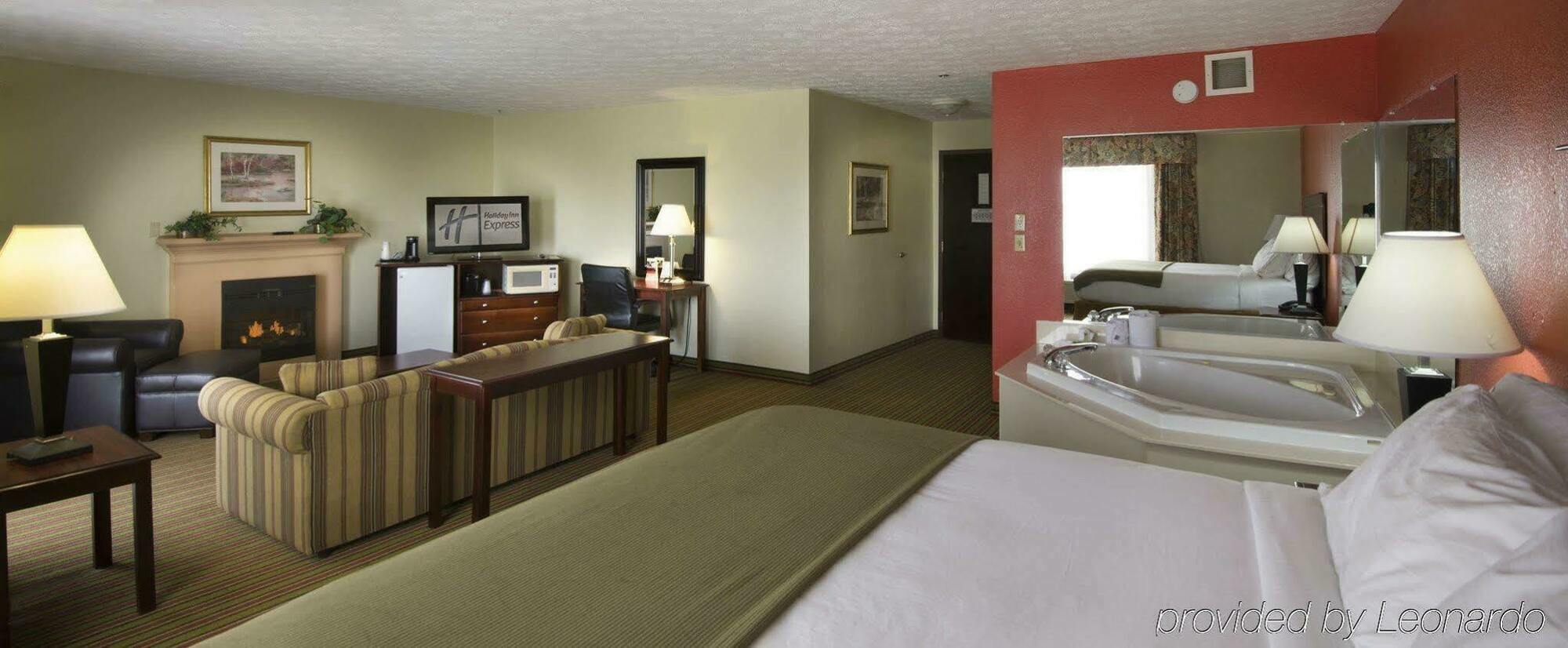 Holiday Inn Express Dandridge, An Ihg Hotel Экстерьер фото