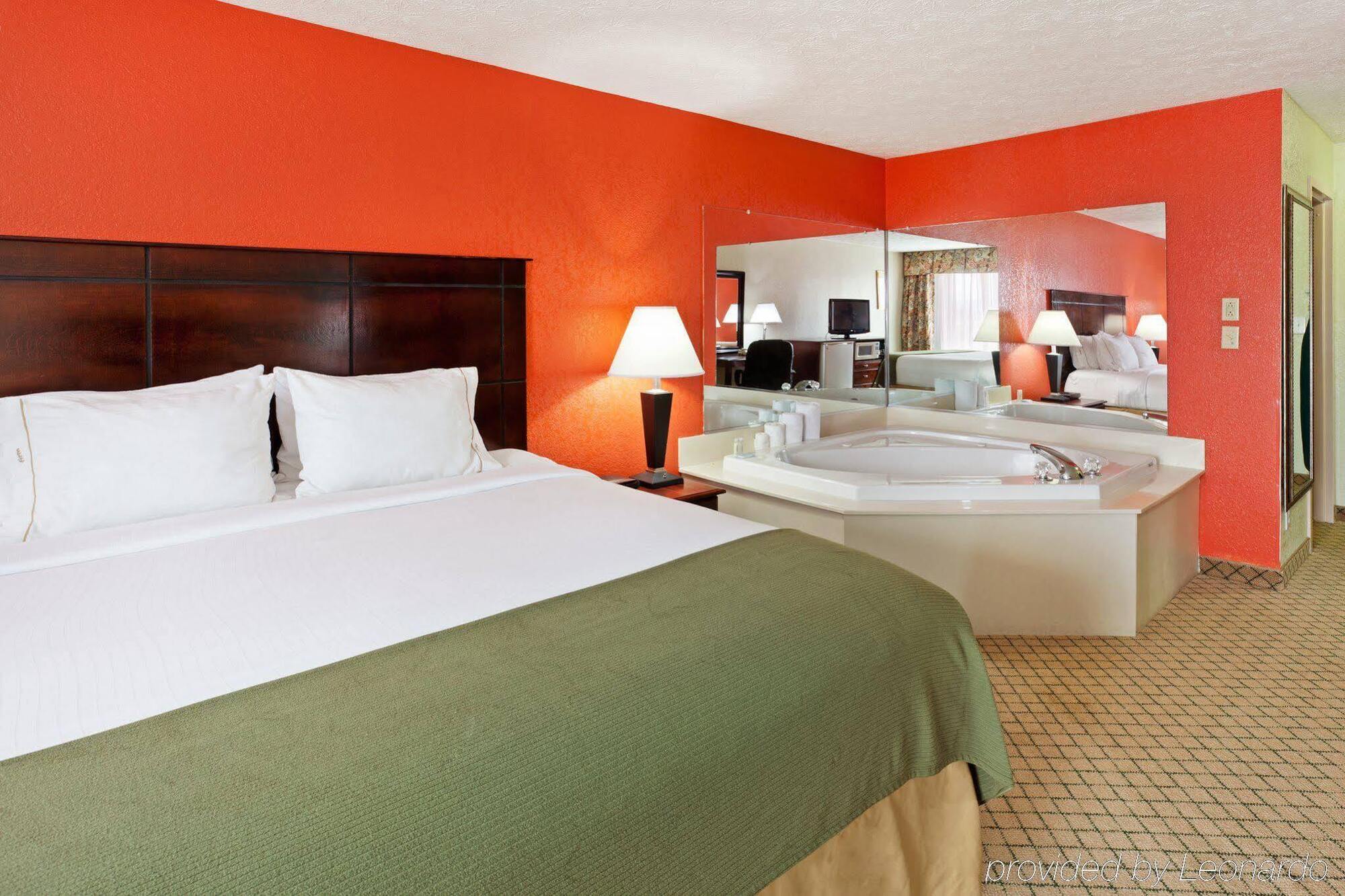 Holiday Inn Express Dandridge, An Ihg Hotel Экстерьер фото